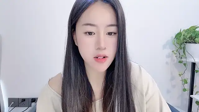 chloe-01 online show from January 2026 05:00:01 AM