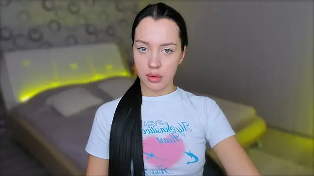 AlannaMiless online show from January 2025 06:32:02 PM