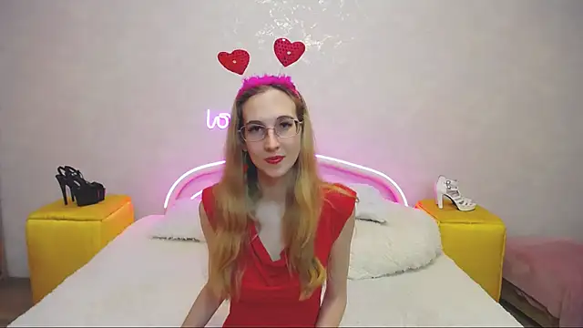 KlaryBrait online show from February 2025 02:12:02 PM