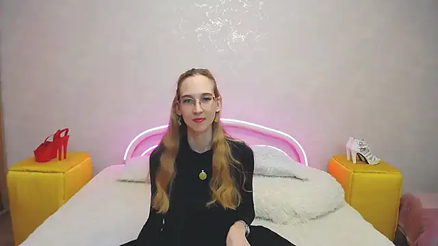 KlaryBrait online show from January 2025 06:33:01 AM
