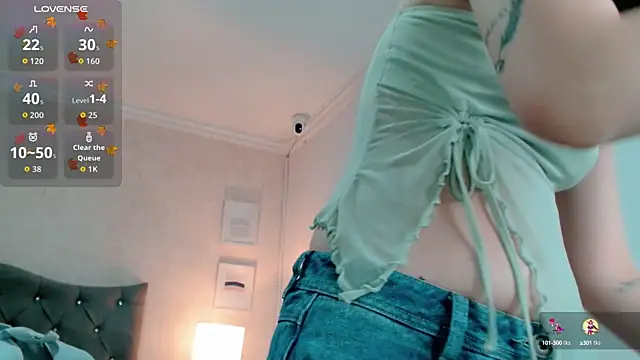brooklove doll online show from October 2025 07:00:01 PM