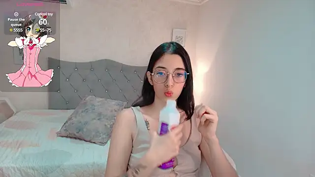 brooklove doll online show from March 2025 07:58:01 PM