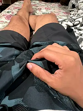 Snapshot of sonug0912 chatting on November 2025 11:48:03 AM sonug0912 online show from November 2025 11:48:03 AM