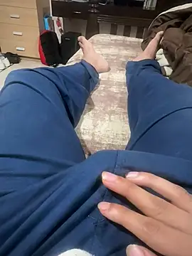 Snapshot of sonug0912 chatting on February 2025 08:28:01 PM sonug0912 online show from February 2025 08:28:01 PM