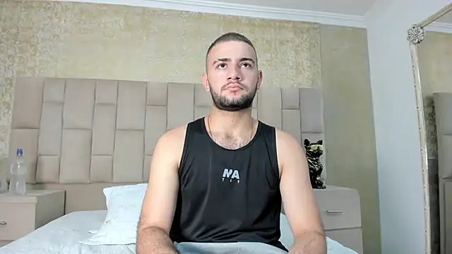 MaximusDick1  online show from October 2025 04:24:01 AM