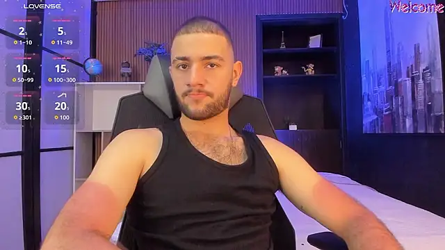 MaximusDick1  online show from March 2026 12:48:01 PM