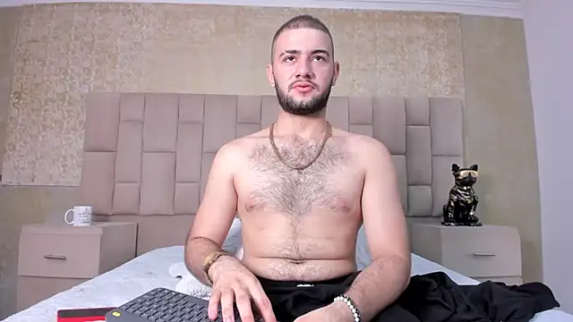 MaximusDick1  online show from October 2025 03:38:02 AM
