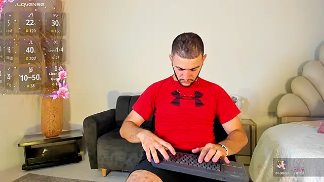 MaximusDick1  online show from June 2026 11:42:02 AM