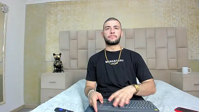 MaximusDick1  online show from October 2025 04:16:01 AM