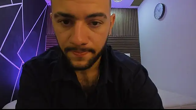 MaximusDick1  online show from March 2026 01:49:01 PM