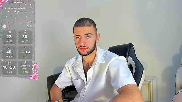 MaximusDick1  online show from July 2026 11:51:02 AM