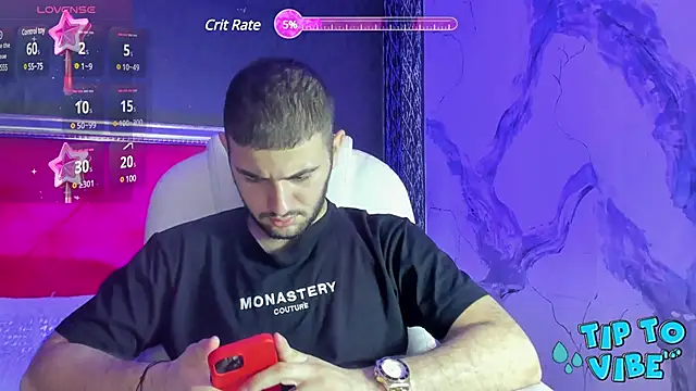 MaximusDick1  online show from December 2024 01:44:01 PM