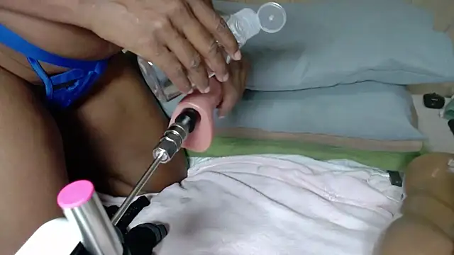 QUEENSHEBAxx01 online show from March 2026 01:33:02 AM