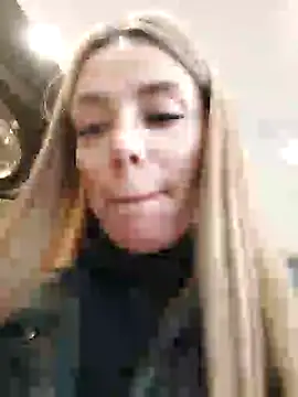 Gabriella Hot  online show from March 2025 05:17:02 AM