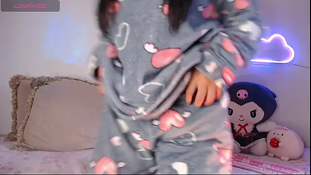 sofi soft  online show from November 2025 05:35:01 PM