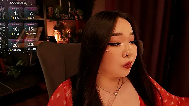 Snapshot of mei_honey_ chatting on December 2025 09:20:02 PM mei honey online show from December 2025 09:20:02 PM