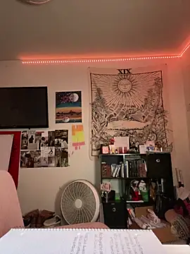 Ectorius online show from October 2025 11:49:01 PM