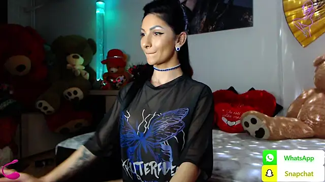 EvelynAisha online show from March 2025 06:18:01 PM