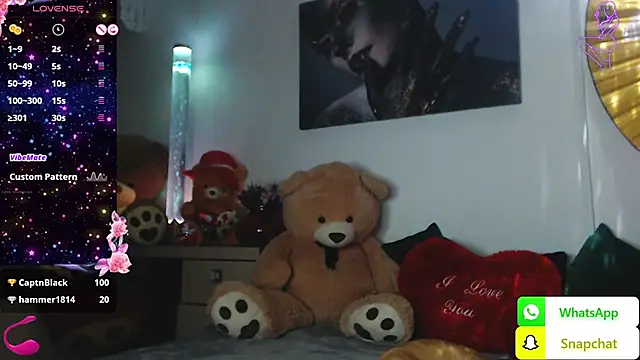 EvelynAisha online show from March 2025 06:35:02 PM