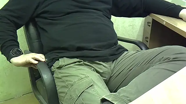 Snapshot of nikdov3 chatting on February 2026 04:42:01 AM nikdov3 online show from February 2026 04:42:01 AM