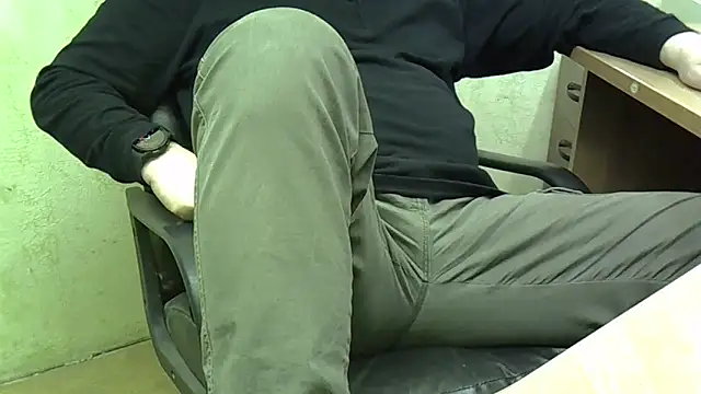 Snapshot of nikdov3 chatting on February 2026 04:52:02 AM nikdov3 online show from February 2026 04:52:02 AM