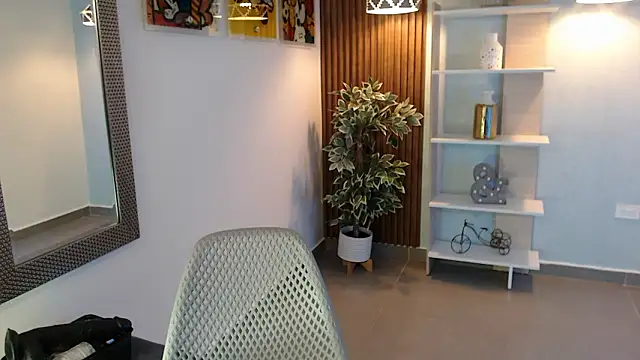 Dalila Sky online show from February 2026 06:08:02 PM