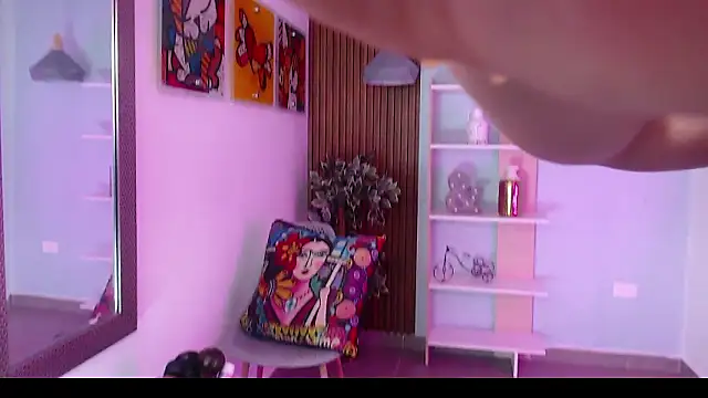 Dalila Sky online show from March 2026 06:10:01 PM