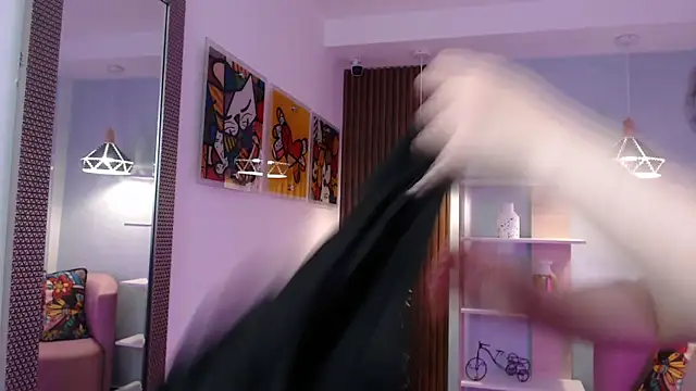 Dalila Sky online show from April 2026 06:13:02 PM