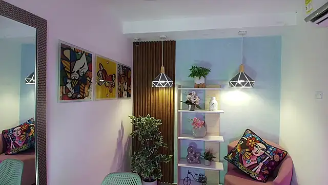 Dalila Sky online show from December 2025 06:03:01 PM