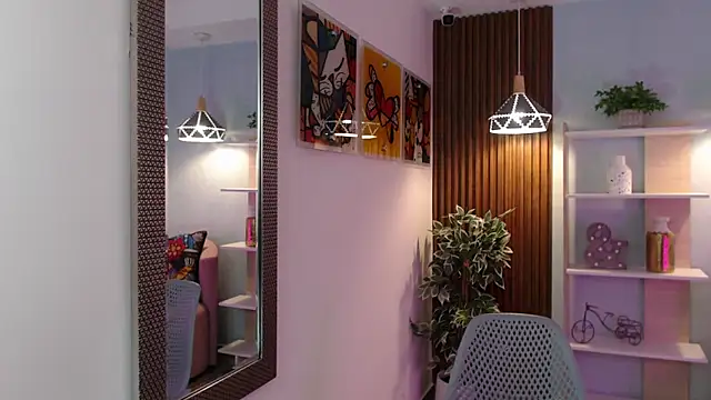 Dalila Sky online show from April 2026 06:08:02 PM