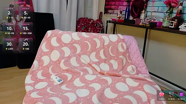 Luna1984 online show from February 2026 07:37:01 PM