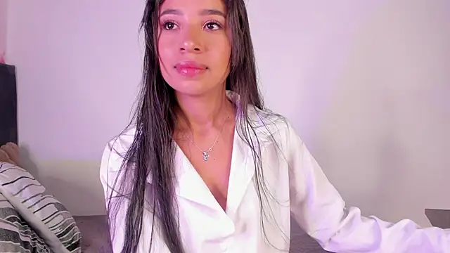 Mereo leona online show from April 2026 09:32:02 PM