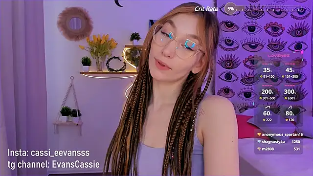 Snapshot of Cassie_Ice chatting on March 2025 09:33:02 AM Cassie Ice online show from March 2025 09:33:02 AM