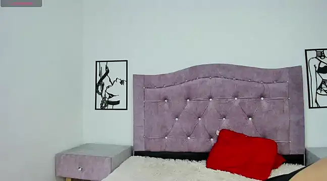 LunaSmitt online show from March 2025 01:32:02 AM