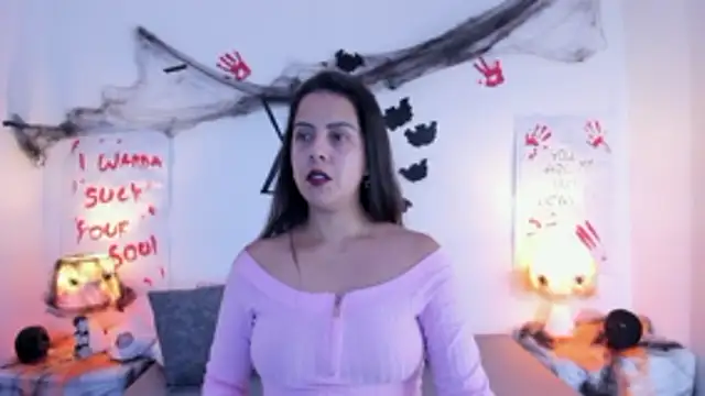 LunaSmitt online show from October 2025 11:57:02 PM