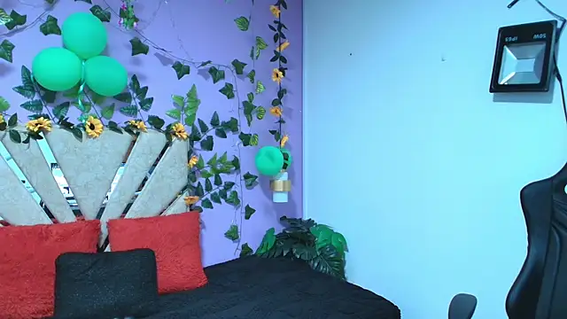 BRITHANY SPARK online show from April 2026 12:39:01 AM