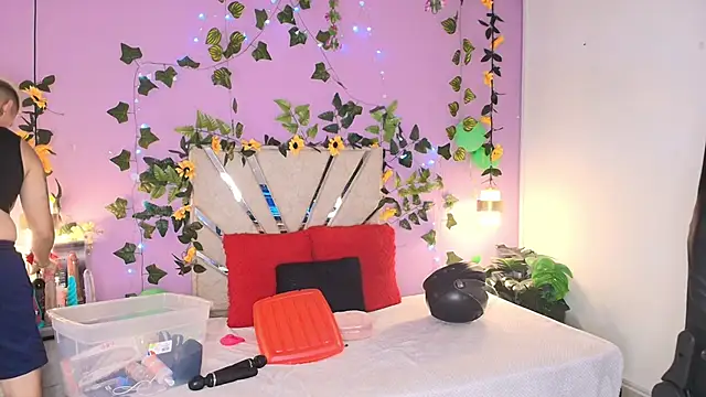 BRITHANY SPARK online show from April 2026 12:45:02 AM