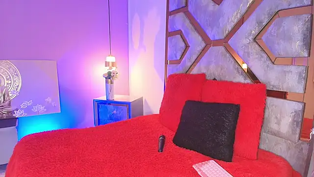 Snapshot of BRITHANY_SPARK chatting on November 2025 03:49:02 AM BRITHANY SPARK online show from November 2025 03:49:02 AM