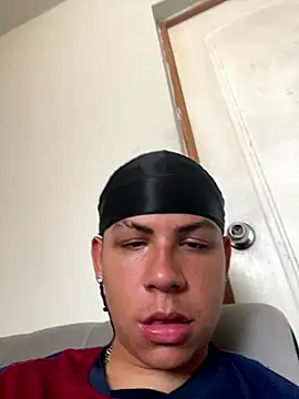 MasteredOpossum online show from January 2026 04:12:01 PM