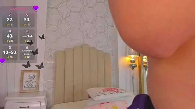 Foxy200   online show from May 2026 08:05:01 PM