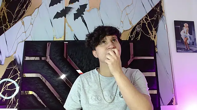 Im Milan Rs online show from November 2025 03:43:01 AM