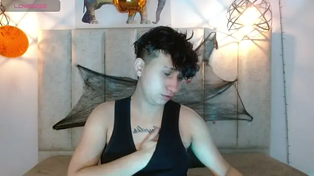 Snapshot of Im_Milan_Rs chatting on October 2025 04:25:02 AM Im Milan Rs online show from October 2025 04:25:02 AM