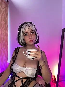 HannaSmiith online show from March 2025 01:29:01 PM