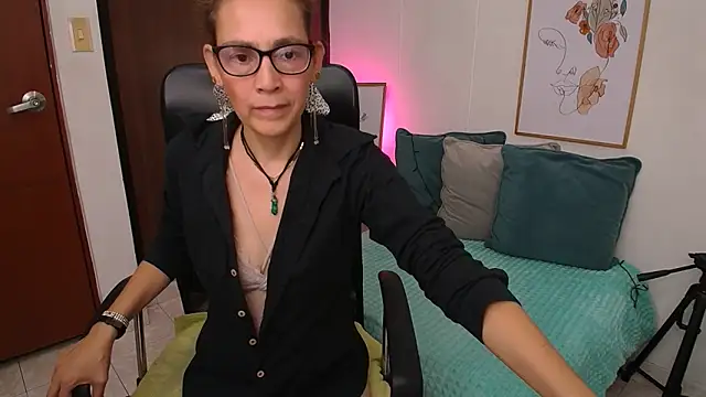 NanitaFun online show from December 2024 03:22:02 PM