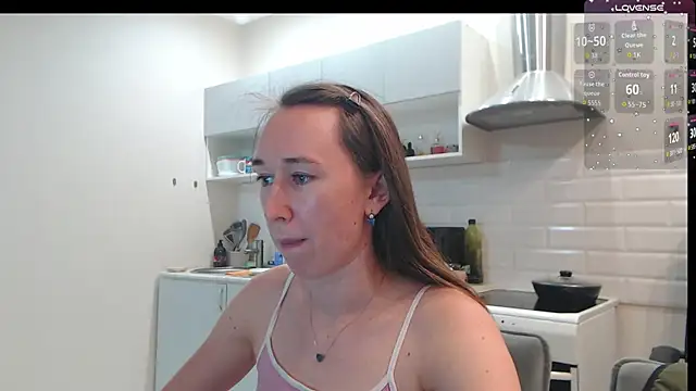 Snapshot of --Model--2 chatting on September 2025 04:06:02 PM --Model--2 online show from September 2025 04:06:02 PM