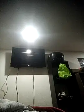 Snapshot of jeremiabello chatting on September 2025 06:05:01 AM jeremiabello online show from September 2025 06:05:01 AM