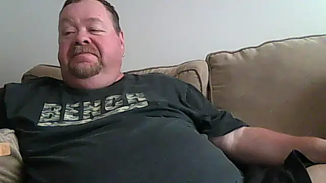 Snapshot of hitman_35 chatting on June 2026 12:22:02 AM hitman 35 online show from June 2026 12:22:02 AM
