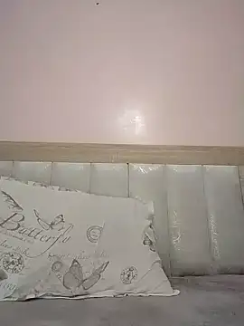 nadya-74 online show from November 2025 09:40:02 PM