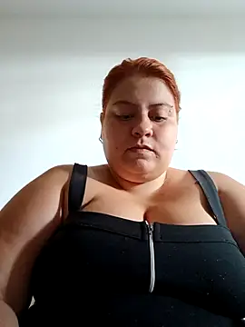 Snapshot of carola_hotwife chatting on December 2025 12:55:01 PM carola hotwife online show from December 2025 12:55:01 PM