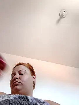Snapshot of carola_hotwife chatting on October 2025 01:41:02 PM carola hotwife online show from October 2025 01:41:02 PM